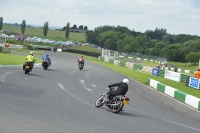 Mallory-park-Leicestershire;Mallory-park-photographs;Motorcycle-action-photographs;classic-bikes;event-digital-images;eventdigitalimages;mallory-park;no-limits-trackday;peter-wileman-photography;vintage-bikes;vintage-motorcycles;vmcc-festival-1000-bikes