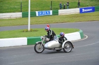 Mallory-park-Leicestershire;Mallory-park-photographs;Motorcycle-action-photographs;classic-bikes;event-digital-images;eventdigitalimages;mallory-park;no-limits-trackday;peter-wileman-photography;vintage-bikes;vintage-motorcycles;vmcc-festival-1000-bikes