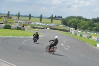 Mallory-park-Leicestershire;Mallory-park-photographs;Motorcycle-action-photographs;classic-bikes;event-digital-images;eventdigitalimages;mallory-park;no-limits-trackday;peter-wileman-photography;vintage-bikes;vintage-motorcycles;vmcc-festival-1000-bikes