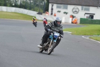 Mallory-park-Leicestershire;Mallory-park-photographs;Motorcycle-action-photographs;classic-bikes;event-digital-images;eventdigitalimages;mallory-park;no-limits-trackday;peter-wileman-photography;vintage-bikes;vintage-motorcycles;vmcc-festival-1000-bikes