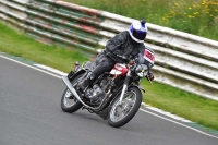 Mallory-park-Leicestershire;Mallory-park-photographs;Motorcycle-action-photographs;classic-bikes;event-digital-images;eventdigitalimages;mallory-park;no-limits-trackday;peter-wileman-photography;vintage-bikes;vintage-motorcycles;vmcc-festival-1000-bikes