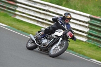 Mallory-park-Leicestershire;Mallory-park-photographs;Motorcycle-action-photographs;classic-bikes;event-digital-images;eventdigitalimages;mallory-park;no-limits-trackday;peter-wileman-photography;vintage-bikes;vintage-motorcycles;vmcc-festival-1000-bikes