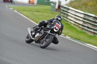 Mallory-park-Leicestershire;Mallory-park-photographs;Motorcycle-action-photographs;classic-bikes;event-digital-images;eventdigitalimages;mallory-park;no-limits-trackday;peter-wileman-photography;vintage-bikes;vintage-motorcycles;vmcc-festival-1000-bikes