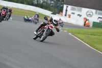 Mallory-park-Leicestershire;Mallory-park-photographs;Motorcycle-action-photographs;classic-bikes;event-digital-images;eventdigitalimages;mallory-park;no-limits-trackday;peter-wileman-photography;vintage-bikes;vintage-motorcycles;vmcc-festival-1000-bikes