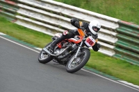 Mallory-park-Leicestershire;Mallory-park-photographs;Motorcycle-action-photographs;classic-bikes;event-digital-images;eventdigitalimages;mallory-park;no-limits-trackday;peter-wileman-photography;vintage-bikes;vintage-motorcycles;vmcc-festival-1000-bikes