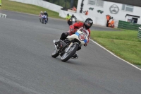 Mallory-park-Leicestershire;Mallory-park-photographs;Motorcycle-action-photographs;classic-bikes;event-digital-images;eventdigitalimages;mallory-park;no-limits-trackday;peter-wileman-photography;vintage-bikes;vintage-motorcycles;vmcc-festival-1000-bikes