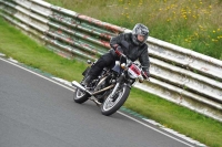 Mallory-park-Leicestershire;Mallory-park-photographs;Motorcycle-action-photographs;classic-bikes;event-digital-images;eventdigitalimages;mallory-park;no-limits-trackday;peter-wileman-photography;vintage-bikes;vintage-motorcycles;vmcc-festival-1000-bikes