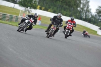 Mallory-park-Leicestershire;Mallory-park-photographs;Motorcycle-action-photographs;classic-bikes;event-digital-images;eventdigitalimages;mallory-park;no-limits-trackday;peter-wileman-photography;vintage-bikes;vintage-motorcycles;vmcc-festival-1000-bikes