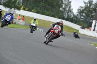 Mallory-park-Leicestershire;Mallory-park-photographs;Motorcycle-action-photographs;classic-bikes;event-digital-images;eventdigitalimages;mallory-park;no-limits-trackday;peter-wileman-photography;vintage-bikes;vintage-motorcycles;vmcc-festival-1000-bikes