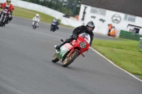 Mallory-park-Leicestershire;Mallory-park-photographs;Motorcycle-action-photographs;classic-bikes;event-digital-images;eventdigitalimages;mallory-park;no-limits-trackday;peter-wileman-photography;vintage-bikes;vintage-motorcycles;vmcc-festival-1000-bikes