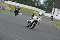 Mallory-park-Leicestershire;Mallory-park-photographs;Motorcycle-action-photographs;classic-bikes;event-digital-images;eventdigitalimages;mallory-park;no-limits-trackday;peter-wileman-photography;vintage-bikes;vintage-motorcycles;vmcc-festival-1000-bikes