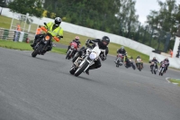 Mallory-park-Leicestershire;Mallory-park-photographs;Motorcycle-action-photographs;classic-bikes;event-digital-images;eventdigitalimages;mallory-park;no-limits-trackday;peter-wileman-photography;vintage-bikes;vintage-motorcycles;vmcc-festival-1000-bikes