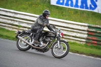 Mallory-park-Leicestershire;Mallory-park-photographs;Motorcycle-action-photographs;classic-bikes;event-digital-images;eventdigitalimages;mallory-park;no-limits-trackday;peter-wileman-photography;vintage-bikes;vintage-motorcycles;vmcc-festival-1000-bikes