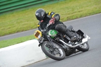 Mallory-park-Leicestershire;Mallory-park-photographs;Motorcycle-action-photographs;classic-bikes;event-digital-images;eventdigitalimages;mallory-park;no-limits-trackday;peter-wileman-photography;vintage-bikes;vintage-motorcycles;vmcc-festival-1000-bikes