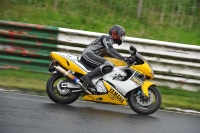 Mallory-park-Leicestershire;Mallory-park-photographs;Motorcycle-action-photographs;classic-bikes;event-digital-images;eventdigitalimages;mallory-park;no-limits-trackday;peter-wileman-photography;vintage-bikes;vintage-motorcycles;vmcc-festival-1000-bikes