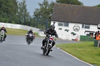 Mallory-park-Leicestershire;Mallory-park-photographs;Motorcycle-action-photographs;classic-bikes;event-digital-images;eventdigitalimages;mallory-park;no-limits-trackday;peter-wileman-photography;vintage-bikes;vintage-motorcycles;vmcc-festival-1000-bikes