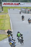 Mallory-park-Leicestershire;Mallory-park-photographs;Motorcycle-action-photographs;classic-bikes;event-digital-images;eventdigitalimages;mallory-park;no-limits-trackday;peter-wileman-photography;vintage-bikes;vintage-motorcycles;vmcc-festival-1000-bikes