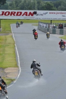 Mallory-park-Leicestershire;Mallory-park-photographs;Motorcycle-action-photographs;classic-bikes;event-digital-images;eventdigitalimages;mallory-park;no-limits-trackday;peter-wileman-photography;vintage-bikes;vintage-motorcycles;vmcc-festival-1000-bikes