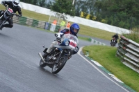 Mallory-park-Leicestershire;Mallory-park-photographs;Motorcycle-action-photographs;classic-bikes;event-digital-images;eventdigitalimages;mallory-park;no-limits-trackday;peter-wileman-photography;vintage-bikes;vintage-motorcycles;vmcc-festival-1000-bikes