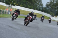 Mallory-park-Leicestershire;Mallory-park-photographs;Motorcycle-action-photographs;classic-bikes;event-digital-images;eventdigitalimages;mallory-park;no-limits-trackday;peter-wileman-photography;vintage-bikes;vintage-motorcycles;vmcc-festival-1000-bikes