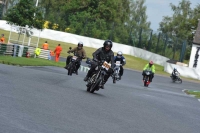 Mallory-park-Leicestershire;Mallory-park-photographs;Motorcycle-action-photographs;classic-bikes;event-digital-images;eventdigitalimages;mallory-park;no-limits-trackday;peter-wileman-photography;vintage-bikes;vintage-motorcycles;vmcc-festival-1000-bikes