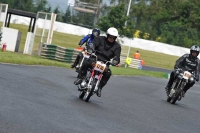 Mallory-park-Leicestershire;Mallory-park-photographs;Motorcycle-action-photographs;classic-bikes;event-digital-images;eventdigitalimages;mallory-park;no-limits-trackday;peter-wileman-photography;vintage-bikes;vintage-motorcycles;vmcc-festival-1000-bikes