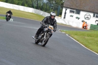 Mallory-park-Leicestershire;Mallory-park-photographs;Motorcycle-action-photographs;classic-bikes;event-digital-images;eventdigitalimages;mallory-park;no-limits-trackday;peter-wileman-photography;vintage-bikes;vintage-motorcycles;vmcc-festival-1000-bikes