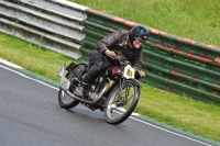 Mallory-park-Leicestershire;Mallory-park-photographs;Motorcycle-action-photographs;classic-bikes;event-digital-images;eventdigitalimages;mallory-park;no-limits-trackday;peter-wileman-photography;vintage-bikes;vintage-motorcycles;vmcc-festival-1000-bikes