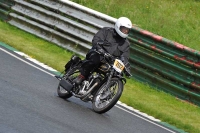 Mallory-park-Leicestershire;Mallory-park-photographs;Motorcycle-action-photographs;classic-bikes;event-digital-images;eventdigitalimages;mallory-park;no-limits-trackday;peter-wileman-photography;vintage-bikes;vintage-motorcycles;vmcc-festival-1000-bikes