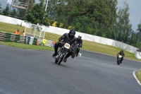 Mallory-park-Leicestershire;Mallory-park-photographs;Motorcycle-action-photographs;classic-bikes;event-digital-images;eventdigitalimages;mallory-park;no-limits-trackday;peter-wileman-photography;vintage-bikes;vintage-motorcycles;vmcc-festival-1000-bikes