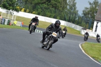 Mallory-park-Leicestershire;Mallory-park-photographs;Motorcycle-action-photographs;classic-bikes;event-digital-images;eventdigitalimages;mallory-park;no-limits-trackday;peter-wileman-photography;vintage-bikes;vintage-motorcycles;vmcc-festival-1000-bikes