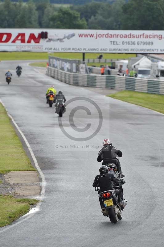 Mallory park Leicestershire;Mallory park photographs;Motorcycle action photographs;classic bikes;event digital images;eventdigitalimages;mallory park;no limits trackday;peter wileman photography;vintage bikes;vintage motorcycles;vmcc festival 1000 bikes