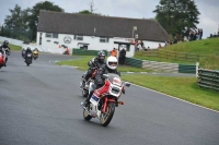 Mallory-park-Leicestershire;Mallory-park-photographs;Motorcycle-action-photographs;classic-bikes;event-digital-images;eventdigitalimages;mallory-park;no-limits-trackday;peter-wileman-photography;vintage-bikes;vintage-motorcycles;vmcc-festival-1000-bikes