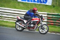 Mallory-park-Leicestershire;Mallory-park-photographs;Motorcycle-action-photographs;classic-bikes;event-digital-images;eventdigitalimages;mallory-park;no-limits-trackday;peter-wileman-photography;vintage-bikes;vintage-motorcycles;vmcc-festival-1000-bikes