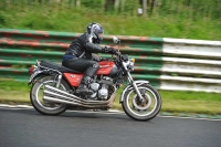 Mallory-park-Leicestershire;Mallory-park-photographs;Motorcycle-action-photographs;classic-bikes;event-digital-images;eventdigitalimages;mallory-park;no-limits-trackday;peter-wileman-photography;vintage-bikes;vintage-motorcycles;vmcc-festival-1000-bikes