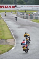 Mallory-park-Leicestershire;Mallory-park-photographs;Motorcycle-action-photographs;classic-bikes;event-digital-images;eventdigitalimages;mallory-park;no-limits-trackday;peter-wileman-photography;vintage-bikes;vintage-motorcycles;vmcc-festival-1000-bikes