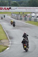 Mallory-park-Leicestershire;Mallory-park-photographs;Motorcycle-action-photographs;classic-bikes;event-digital-images;eventdigitalimages;mallory-park;no-limits-trackday;peter-wileman-photography;vintage-bikes;vintage-motorcycles;vmcc-festival-1000-bikes