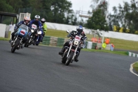 Mallory-park-Leicestershire;Mallory-park-photographs;Motorcycle-action-photographs;classic-bikes;event-digital-images;eventdigitalimages;mallory-park;no-limits-trackday;peter-wileman-photography;vintage-bikes;vintage-motorcycles;vmcc-festival-1000-bikes