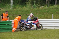 Mallory-park-Leicestershire;Mallory-park-photographs;Motorcycle-action-photographs;classic-bikes;event-digital-images;eventdigitalimages;mallory-park;no-limits-trackday;peter-wileman-photography;vintage-bikes;vintage-motorcycles;vmcc-festival-1000-bikes