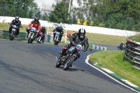 Mallory-park-Leicestershire;Mallory-park-photographs;Motorcycle-action-photographs;classic-bikes;event-digital-images;eventdigitalimages;mallory-park;no-limits-trackday;peter-wileman-photography;vintage-bikes;vintage-motorcycles;vmcc-festival-1000-bikes