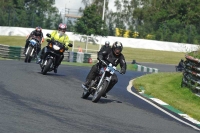 Mallory-park-Leicestershire;Mallory-park-photographs;Motorcycle-action-photographs;classic-bikes;event-digital-images;eventdigitalimages;mallory-park;no-limits-trackday;peter-wileman-photography;vintage-bikes;vintage-motorcycles;vmcc-festival-1000-bikes