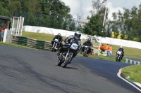 Mallory-park-Leicestershire;Mallory-park-photographs;Motorcycle-action-photographs;classic-bikes;event-digital-images;eventdigitalimages;mallory-park;no-limits-trackday;peter-wileman-photography;vintage-bikes;vintage-motorcycles;vmcc-festival-1000-bikes