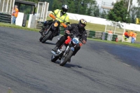 Mallory-park-Leicestershire;Mallory-park-photographs;Motorcycle-action-photographs;classic-bikes;event-digital-images;eventdigitalimages;mallory-park;no-limits-trackday;peter-wileman-photography;vintage-bikes;vintage-motorcycles;vmcc-festival-1000-bikes