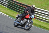 Mallory-park-Leicestershire;Mallory-park-photographs;Motorcycle-action-photographs;classic-bikes;event-digital-images;eventdigitalimages;mallory-park;no-limits-trackday;peter-wileman-photography;vintage-bikes;vintage-motorcycles;vmcc-festival-1000-bikes