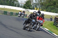 Mallory-park-Leicestershire;Mallory-park-photographs;Motorcycle-action-photographs;classic-bikes;event-digital-images;eventdigitalimages;mallory-park;no-limits-trackday;peter-wileman-photography;vintage-bikes;vintage-motorcycles;vmcc-festival-1000-bikes