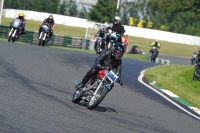 Mallory-park-Leicestershire;Mallory-park-photographs;Motorcycle-action-photographs;classic-bikes;event-digital-images;eventdigitalimages;mallory-park;no-limits-trackday;peter-wileman-photography;vintage-bikes;vintage-motorcycles;vmcc-festival-1000-bikes