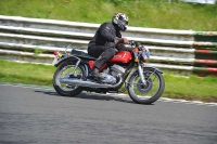 Mallory-park-Leicestershire;Mallory-park-photographs;Motorcycle-action-photographs;classic-bikes;event-digital-images;eventdigitalimages;mallory-park;no-limits-trackday;peter-wileman-photography;vintage-bikes;vintage-motorcycles;vmcc-festival-1000-bikes