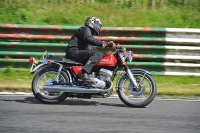 Mallory-park-Leicestershire;Mallory-park-photographs;Motorcycle-action-photographs;classic-bikes;event-digital-images;eventdigitalimages;mallory-park;no-limits-trackday;peter-wileman-photography;vintage-bikes;vintage-motorcycles;vmcc-festival-1000-bikes