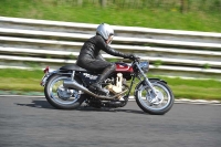 Mallory-park-Leicestershire;Mallory-park-photographs;Motorcycle-action-photographs;classic-bikes;event-digital-images;eventdigitalimages;mallory-park;no-limits-trackday;peter-wileman-photography;vintage-bikes;vintage-motorcycles;vmcc-festival-1000-bikes