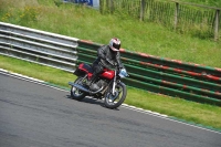 Mallory-park-Leicestershire;Mallory-park-photographs;Motorcycle-action-photographs;classic-bikes;event-digital-images;eventdigitalimages;mallory-park;no-limits-trackday;peter-wileman-photography;vintage-bikes;vintage-motorcycles;vmcc-festival-1000-bikes